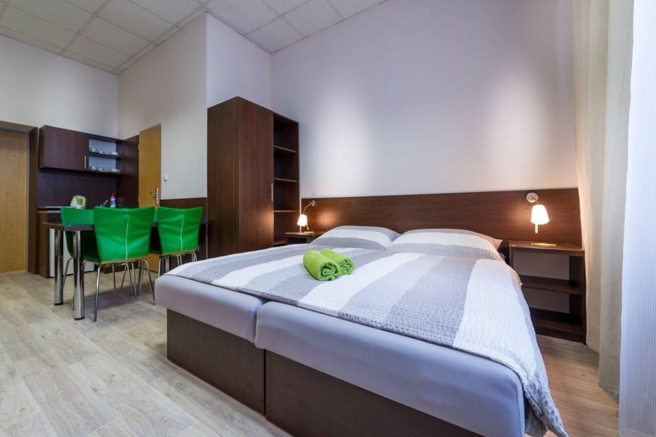 The Botanist Aparthotel Prague Exterior photo