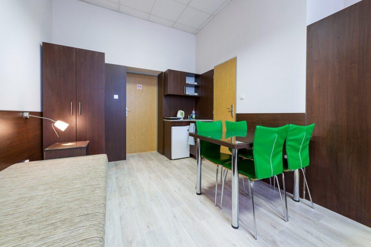 The Botanist Aparthotel Prague Exterior photo